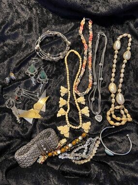 Vintage Jewelry Bundle 15 pieces